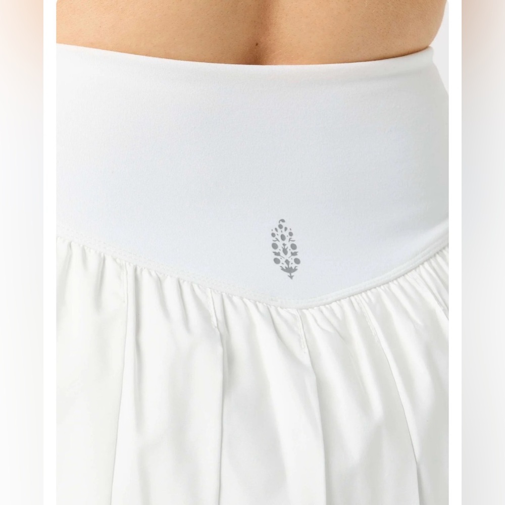 Free People Movement Swing of Things Skirt NWT Size M - Picture 4 of 11